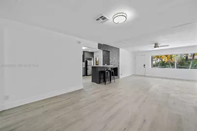 230 NE 2nd Pl, Dania Beach, FL 33004 - Photo 10