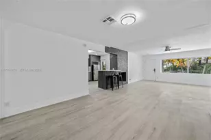 230 NE 2nd Pl, Dania Beach, FL 33004 - Photo 10