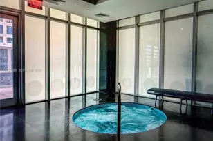 500 Brickell Ave, Miami, FL 33131 - Photo 8