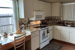 25935 SW 123rd Ave, Homestead, FL 33032 - Photo 6