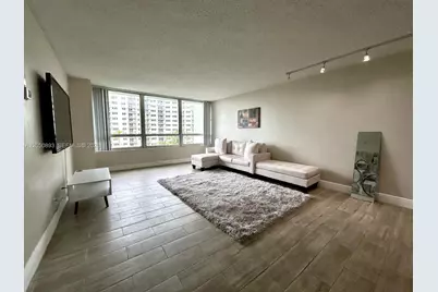1500 Bay Rd #558S, Miami Beach, FL 33139 - Photo 2