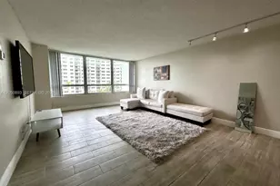 1500 Bay Rd, Miami Beach, FL 33139 - Photo 2