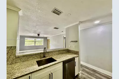 15430 SW 82 Ln #633, Miami, FL 33193 - Photo 6