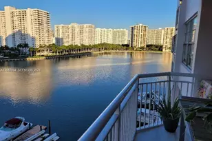 18081 Biscayne Blvd, Aventura, FL 33160 - Photo 1