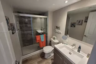 18081 Biscayne Blvd, Aventura, FL 33160 - Photo 20
