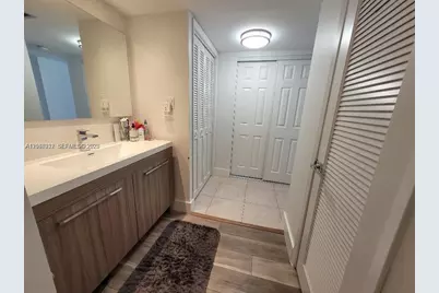 18081 Biscayne Blvd #602, Aventura, FL 33160 - Photo 24