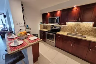 18081 Biscayne Blvd, Aventura, FL 33160 - Photo 4