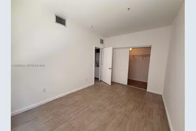 1611 Meridian Ave #202, Miami Beach, FL 33139 - Photo 6