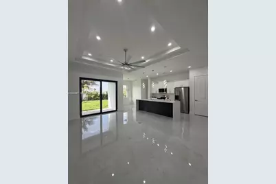 329 Kismet Pkwy W, Cape Coral, FL 33990 - Photo 4
