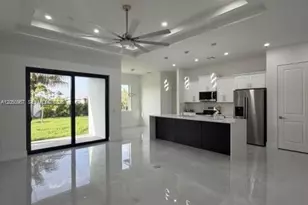 329 Kismet Pkwy W, Cape Coral, FL 33990 - Photo 4