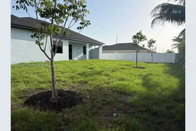 329 Kismet Pkwy W, Cape Coral, FL 33990 - Photo 24