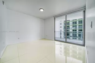 488 NE 18th St, Miami, FL 33132 - Photo 14