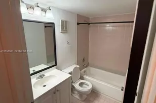 8200 SW 210th St, Cutler Bay, FL 33189 - Photo 14