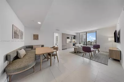 159 NE 6 Street #2402, Miami, FL 33132 - Photo 2