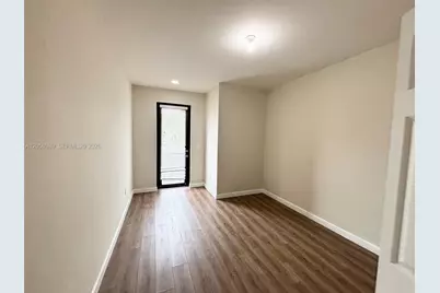 10445 NW 61 Ln #10445, Doral, FL 33178 - Photo 6