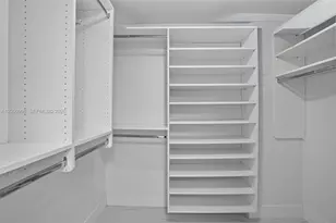 6039 Collins Ave, Miami Beach, FL 33140 - Photo 14