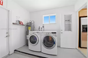 2901 Cleveland St, Hollywood, FL 33020 - Photo 28