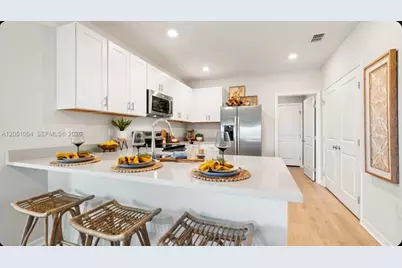 6565 Equinox Lane, Other City - In The State Of Florida, FL 33917 - Photo 2