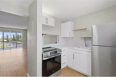 2851 Leonard Dr #J402, Aventura, FL 33160 - Photo 6