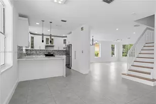 4303 Diamond Row, Weston, FL 33331 - Photo 4