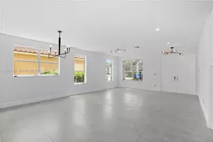 4303 Diamond Row, Weston, FL 33331 - Photo 2