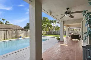 11980 SW 99th St, Miami, FL 33186 - Photo 32