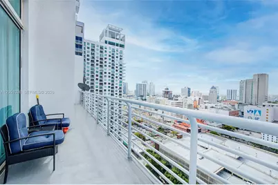 234 NE 3rd St #UPH01 Short Term, Miami, FL 33132 - Photo 22