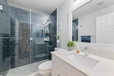 542 NW 208th Ter #542, Pembroke Pines, FL 33029 - Photo 4