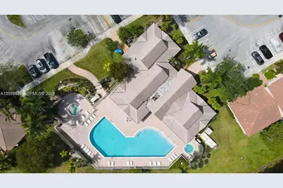 542 NW 208th Ter #542, Pembroke Pines, FL 33029 - Photo 10