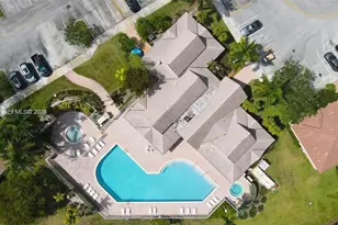 542 NW 208th Terrace, Pembroke Pines, FL 33029 - Photo 10