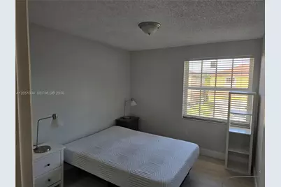 150 NW 151st Ave, Pembroke Pines, FL 33028 - Photo 14