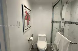 8875 Fontainebleau Blvd, Miami, FL 33172 - Photo 18