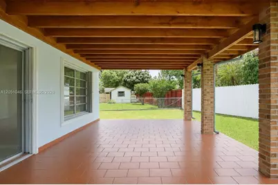 5221 SW 127th Pl, Miami, FL 33175 - Photo 16