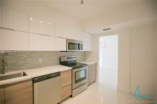 9381 E Bay Harbor Dr, Bay Harbor Islands, FL 33154 - Photo 10