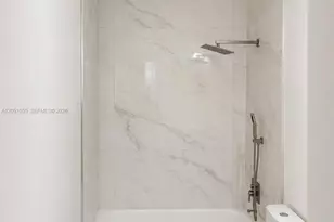 1010 NE 16th St, Fort Lauderdale, FL 33304 - Photo 4