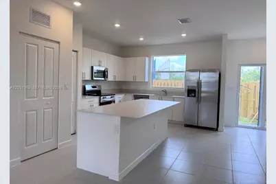 1182 SE Palm Ter #., Homestead, FL 33034 - Photo 4