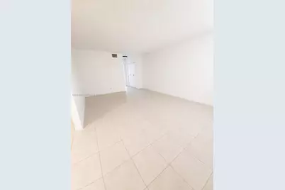 500 NE 2nd St #221, Dania Beach, FL 33004 - Photo 2