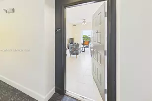 6001 SW 70th St, South Miami, FL 33143 - Photo 20
