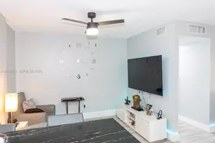6190 W 19th Ave, Hialeah, FL 33012 - Photo 28