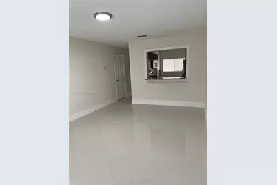 9441 N Palm Cir N #0, Pembroke Pines, FL 33025 - Photo 14