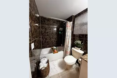 2300 NW 7th Street #304, Miami, FL 33125 - Photo 6