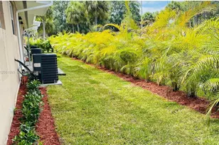 2001 NE 167th St, North Miami Beach, FL 33162 - Photo 24