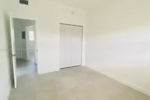 2001 NE 167th St, North Miami Beach, FL 33162 - Photo 18