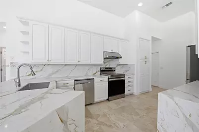 2667 Palmer Pl, Weston, FL 33332 - Photo 10