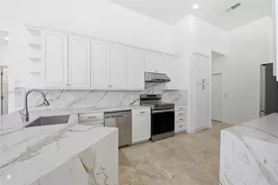2667 Palmer Pl, Weston, FL 33332 - Photo 10