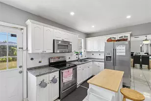 250 N 66th Ave, Hollywood, FL 33024 - Photo 24