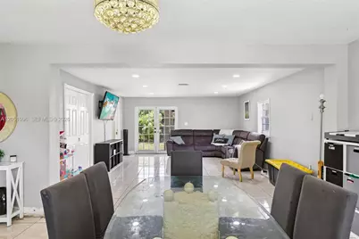 250 N 66th Ave, Hollywood, FL 33024 - Photo 10