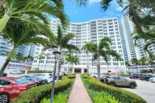 3505 S Ocean Dr, Hollywood, FL 33019 - Photo 26