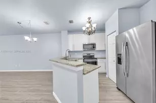 8306 Santa Monica Ave, Tamarac, FL 33321 - Photo 10