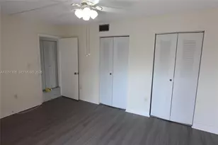 1655 W 44th Pl, Hialeah, FL 33012 - Photo 34